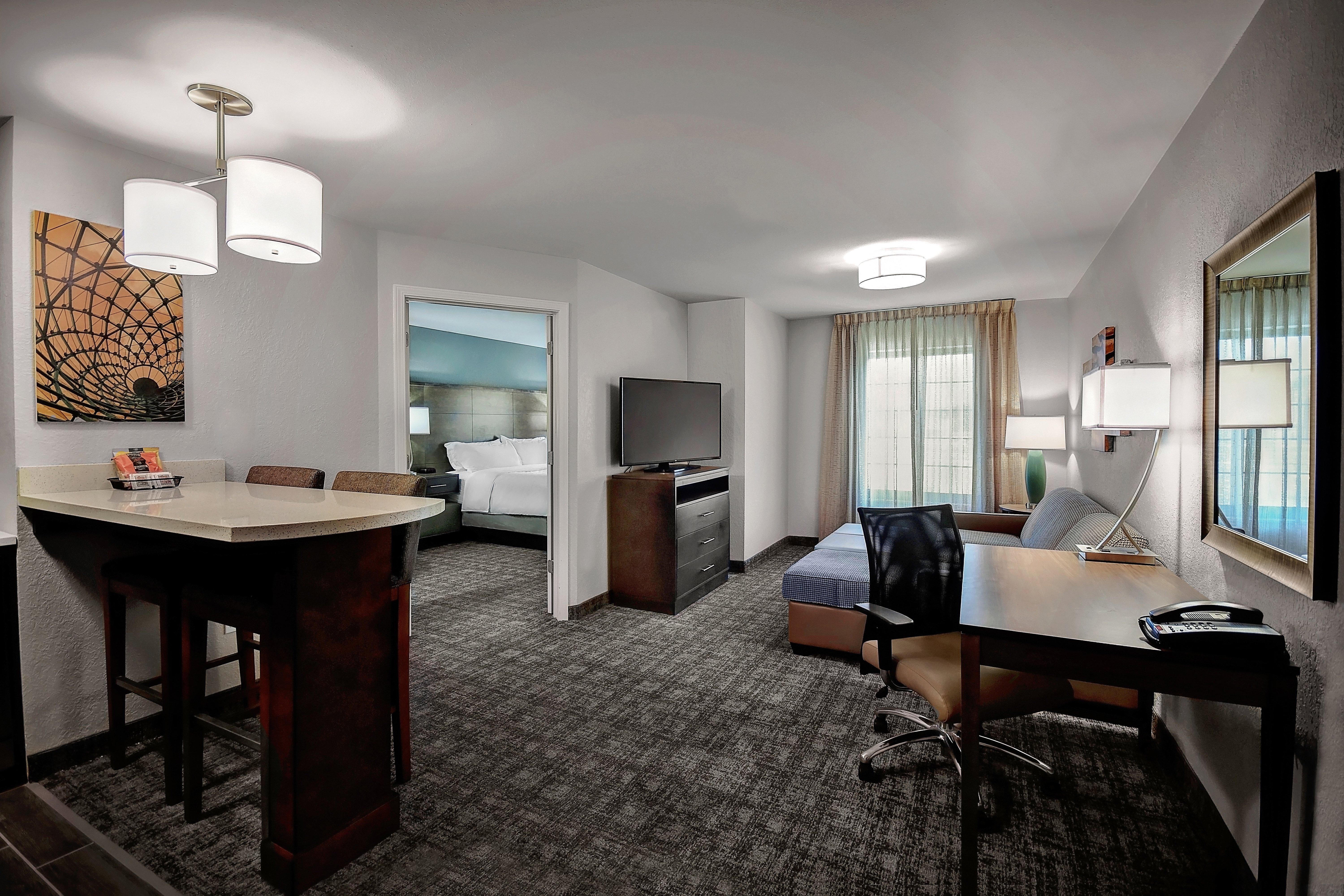Staybridge Suites - Holland By Ihg Exterior foto